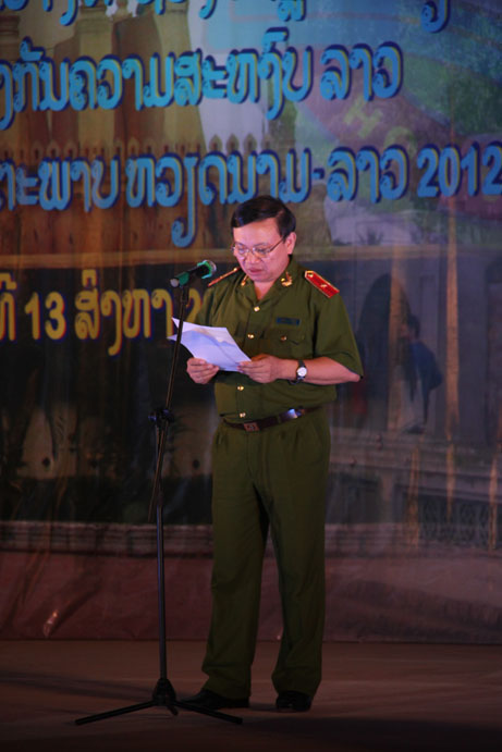 Đồng chí Thiếu tướng GS.TS Nguyễn Huy Thuật Phó Giám đốc Học viện CSND phát biểu khai mạc đêm giao lưu
